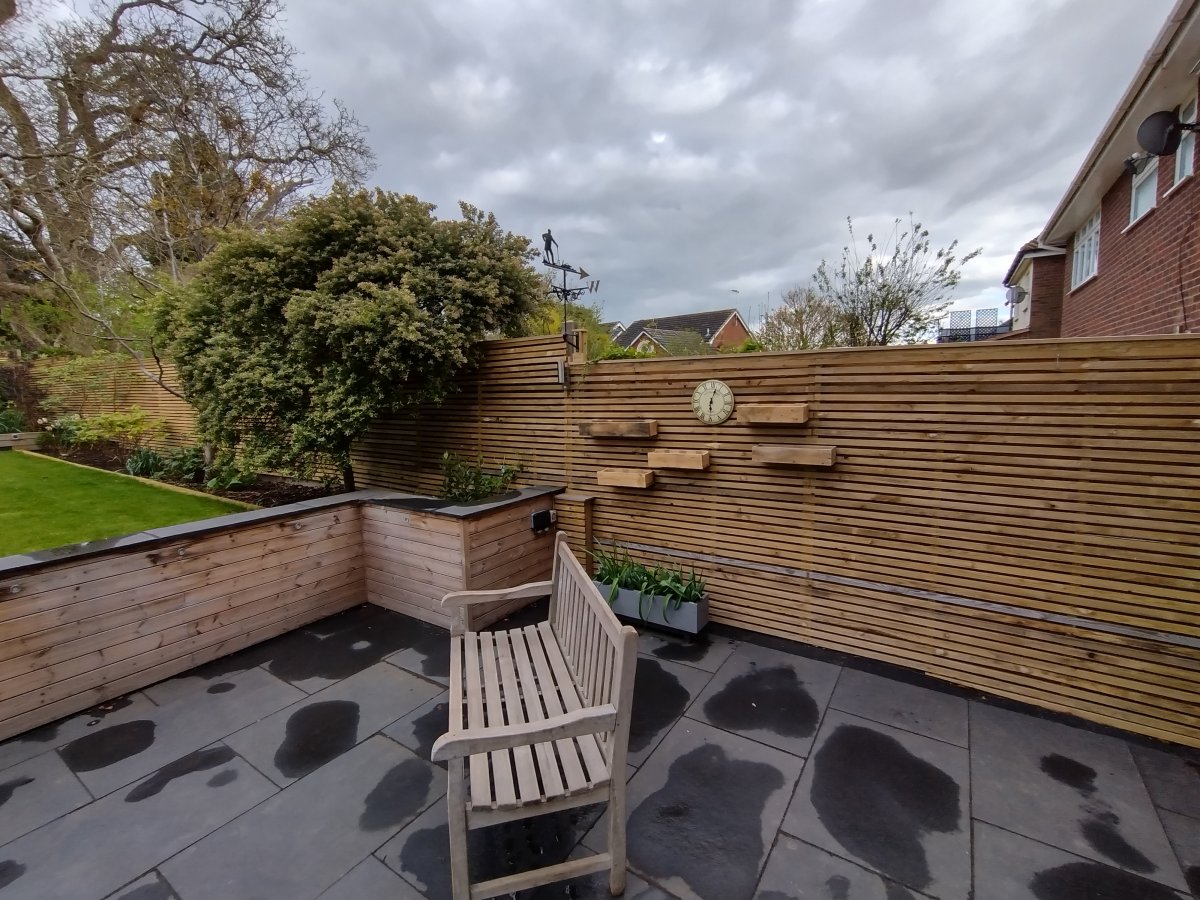 Best finish for new pine garden table UK