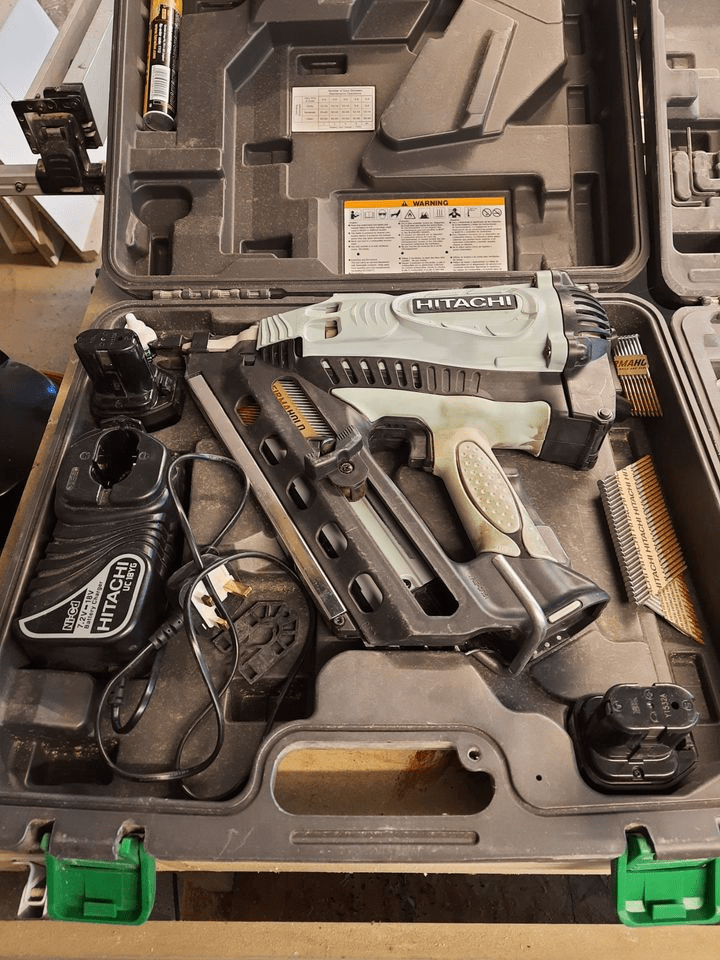 Sold Hitachi NR90GC2 1st Fix Gas Nail Gun UK