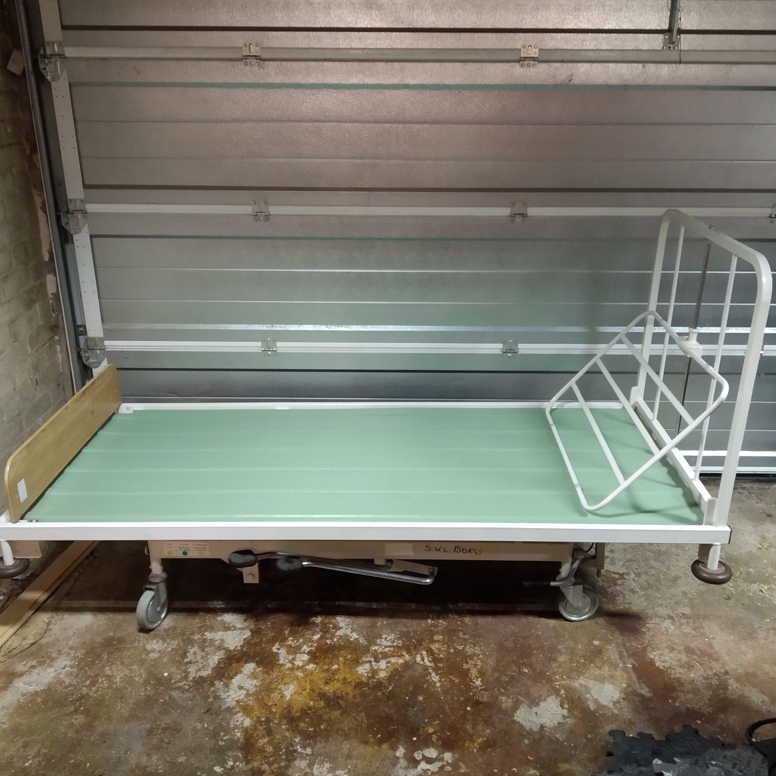 For Sale Hydraulic Hospital Bed UK