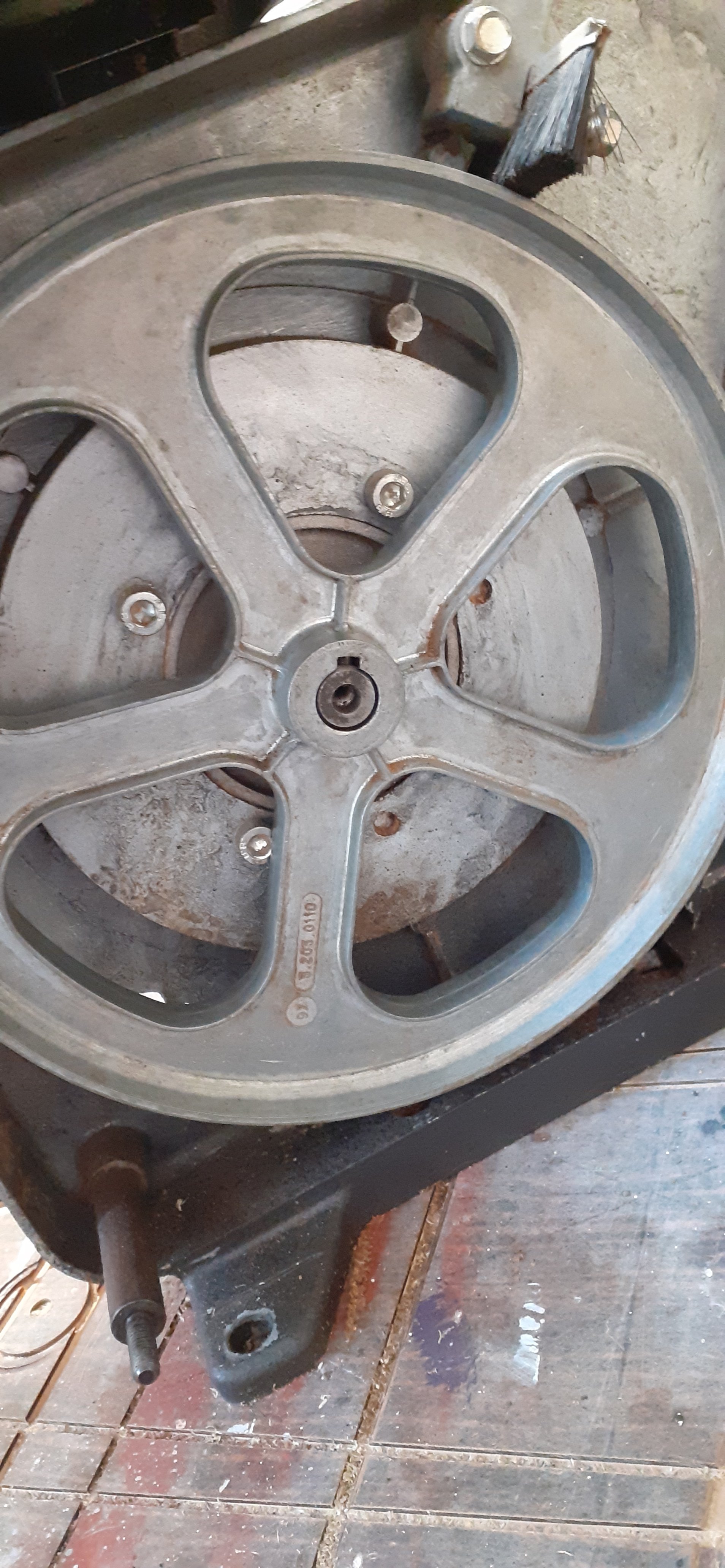 New (old) Inca 205 bandsaw UK