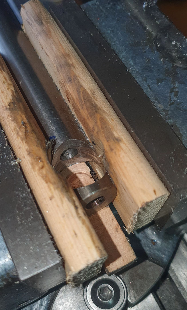 Cutting slot in 20mm Steel Rod Page 2 UK