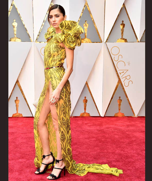 Blanca Blanco suffers a wardrobe malfunction on the red carpet Oscars
