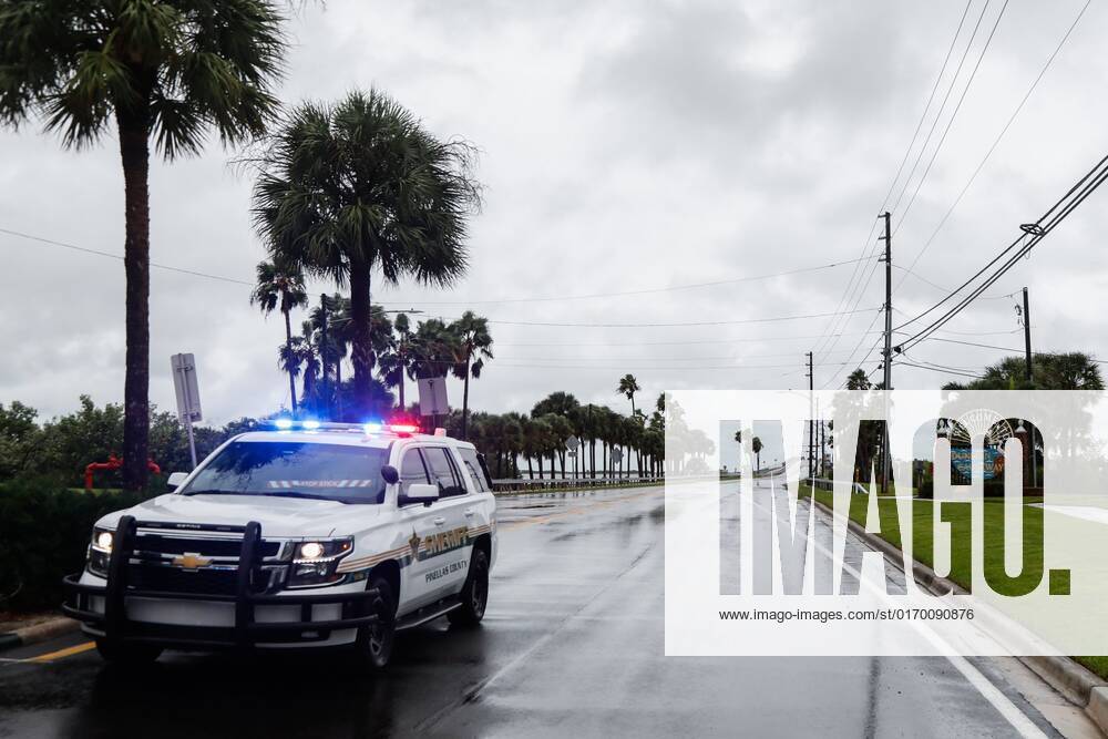 September 28, 2022, Dunedin, Florida, USA Pinellas County sheriffs