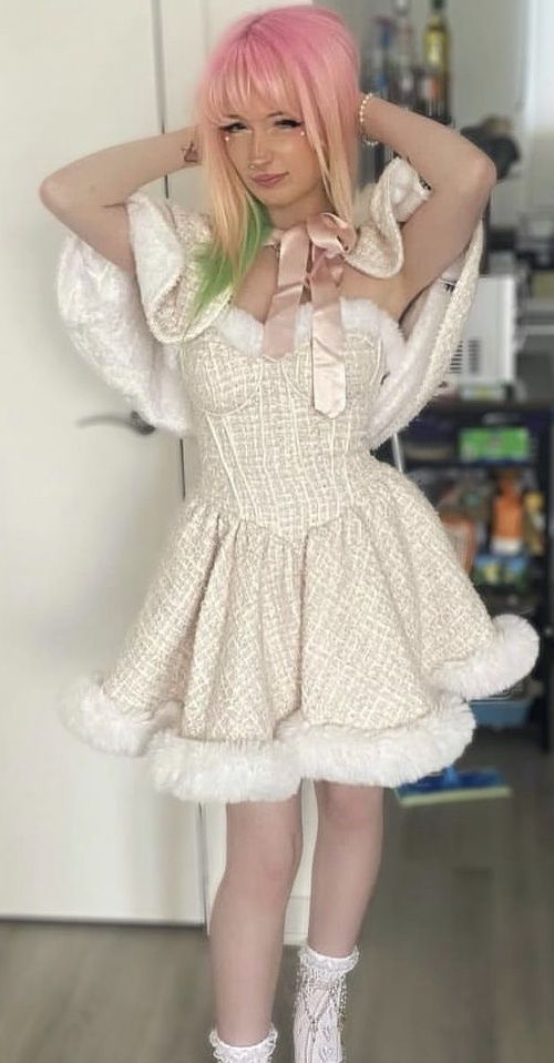 eva violet edges you - Image Chest - Free Image Hosting And Sharing