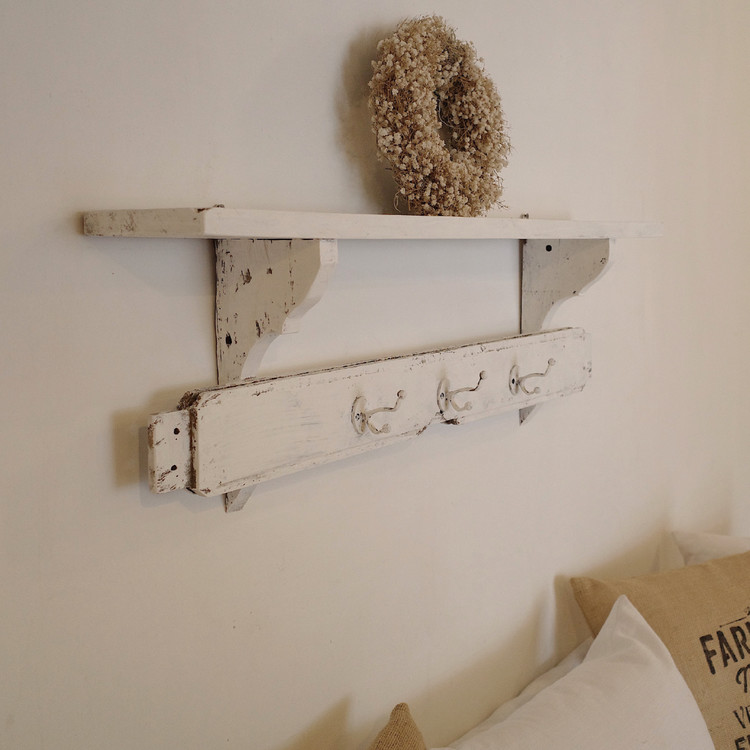 vintage white wood wall shelf coatrack Brocante at Home