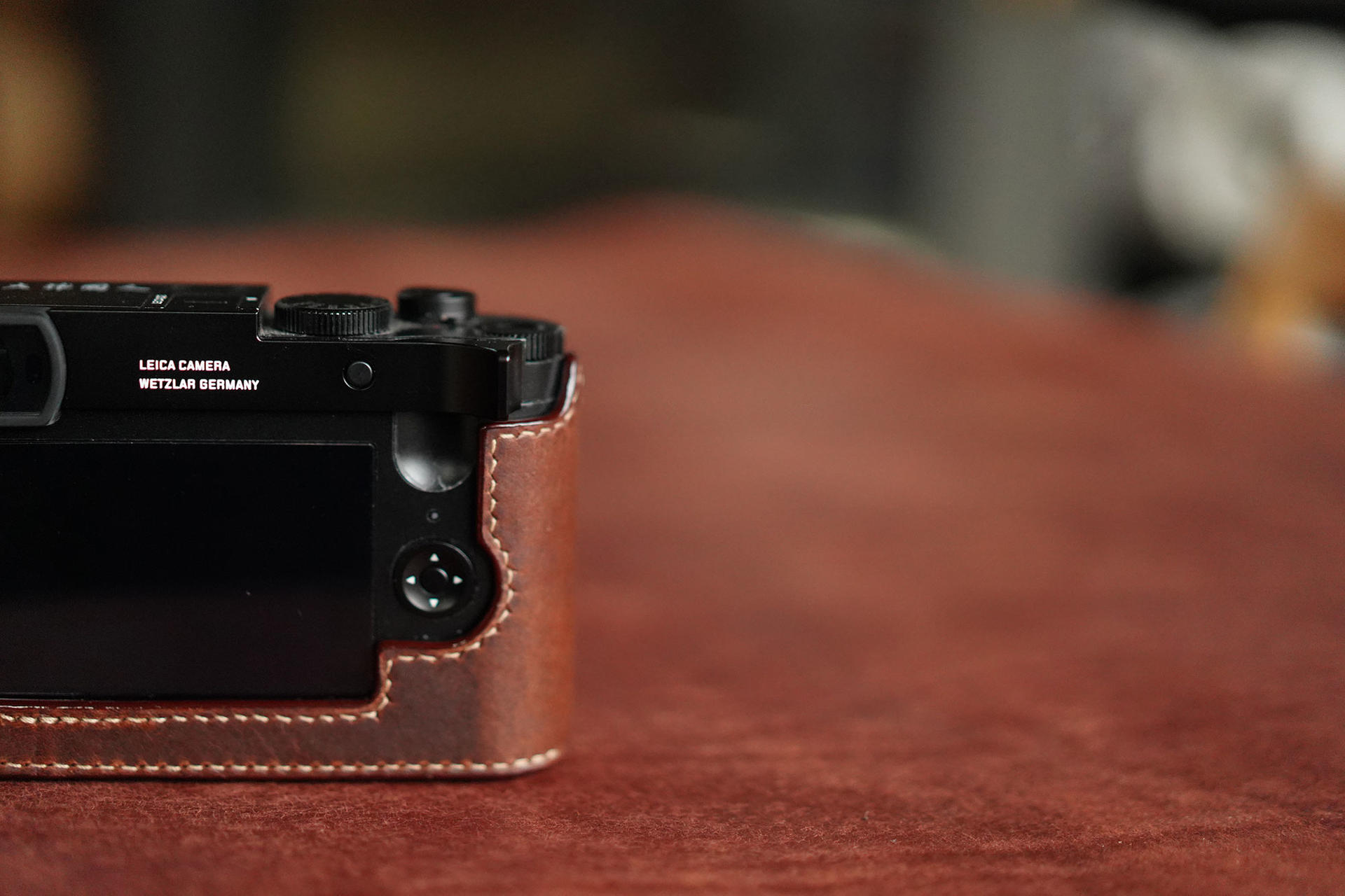 New type / Leica Q2 case with Battery SD card door / Arte di mano 190179000014 eBay