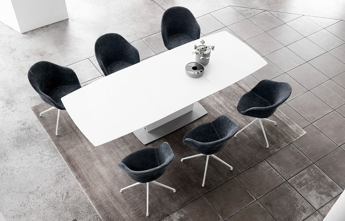 BoConcept Milano Dining Table IndesignLive