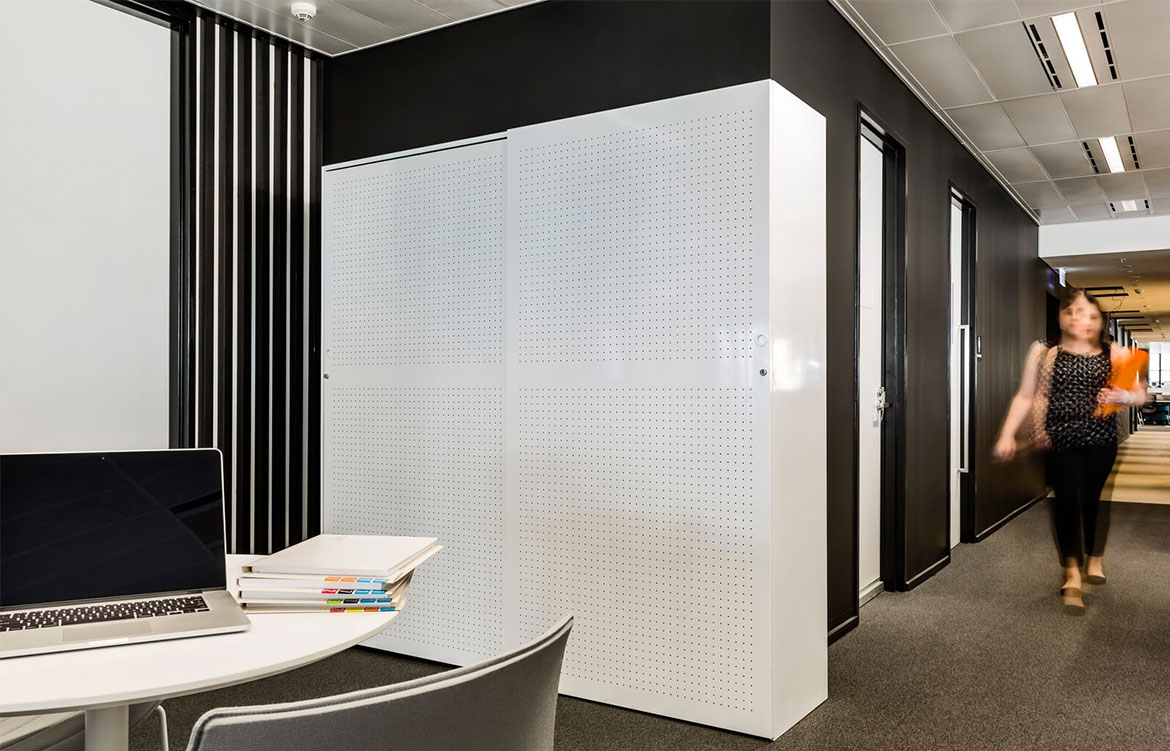 Evolution Sliding Door CSM Office IndesignLive Collection