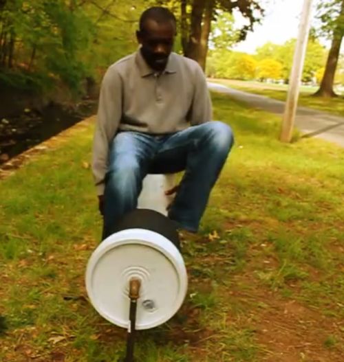 A Cheap, HumanPowered Washing Machine