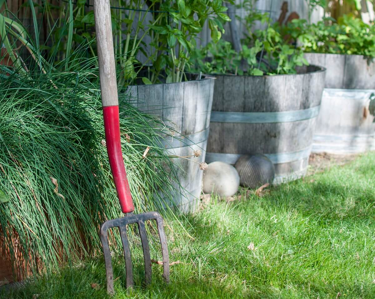 Best Broadfork • Insteading