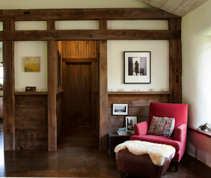 Salvaged Wood Interior Walls • Insteading