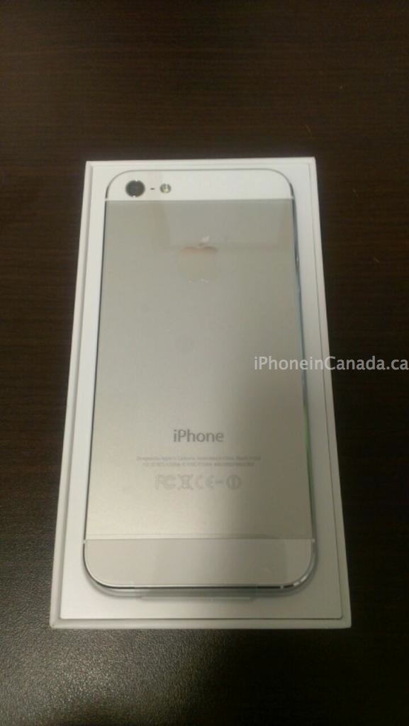 Here are Some White iPhone 5 Unboxing Pictures [Gallery] iPhone in