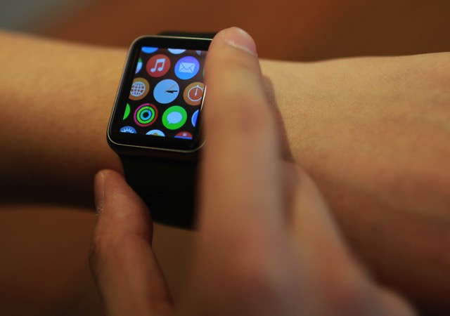 Apple to Offer Fix for SlowLoading Watch Apps with New Developers