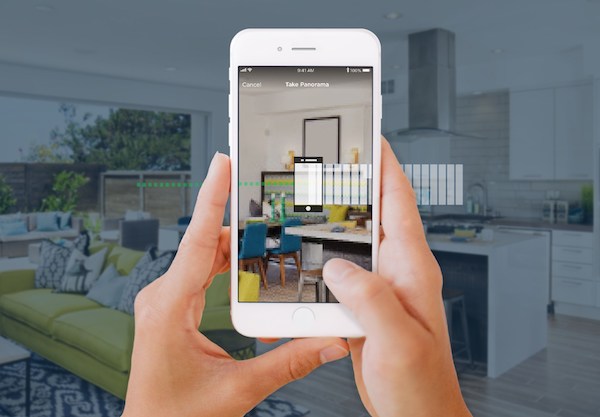 Zillow App Debuts AIPowered 3D Home Tours Across Canada iPhone in