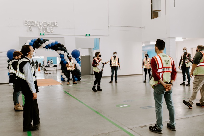 Amazon to Build 5 New Facilities in Quebec, Create Over 1,000 Jobs