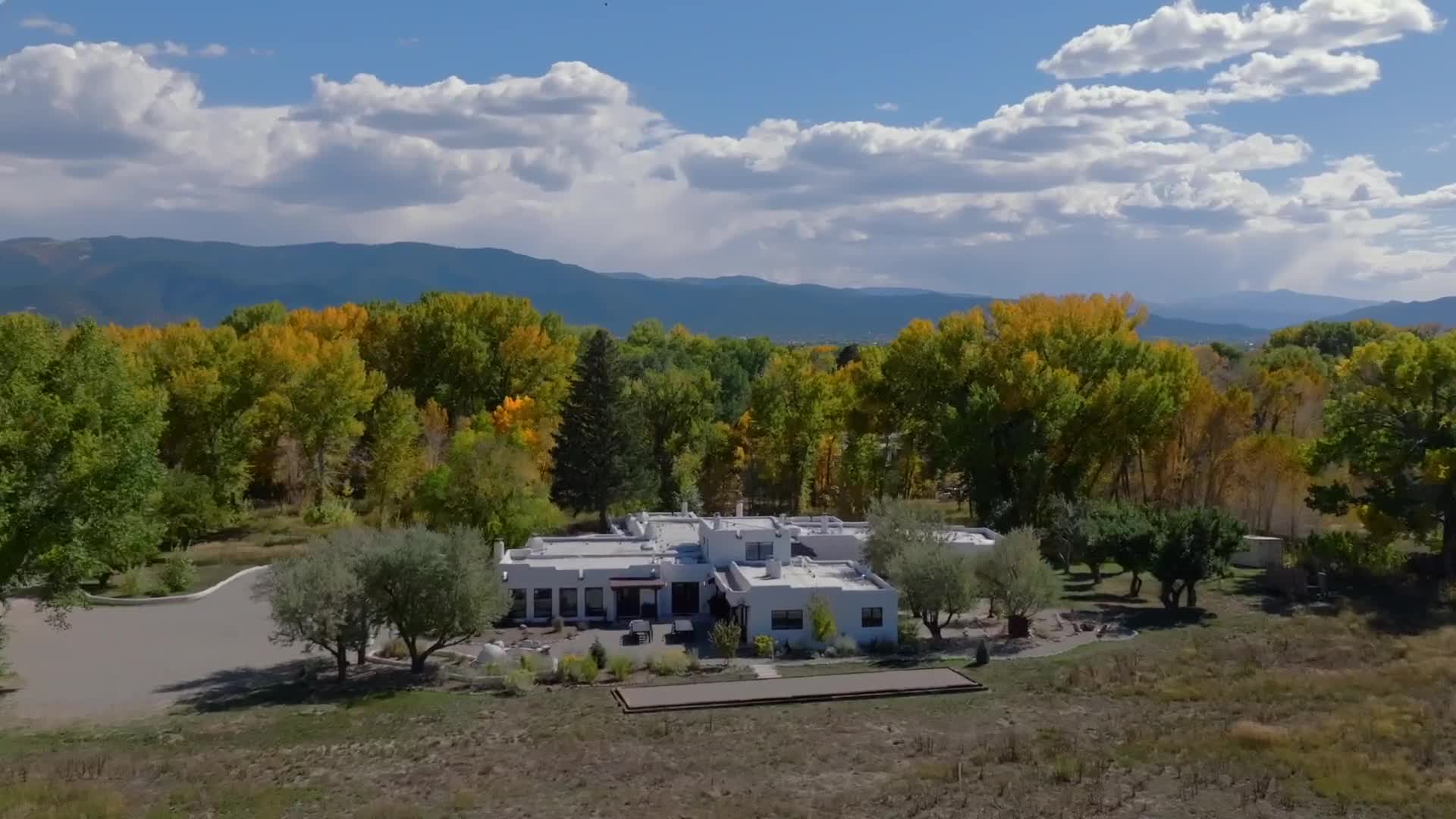 Hidden Hacienda 720 Karavas Lane Taos, New Mexico