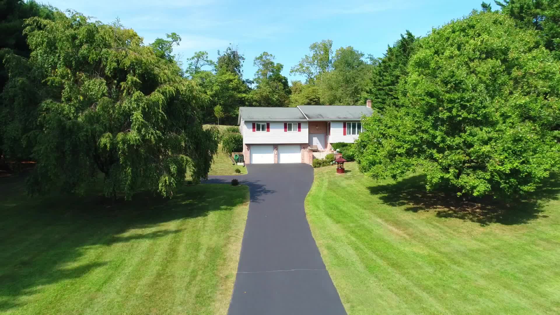 829 Carey Drive, Chambersburg, PA