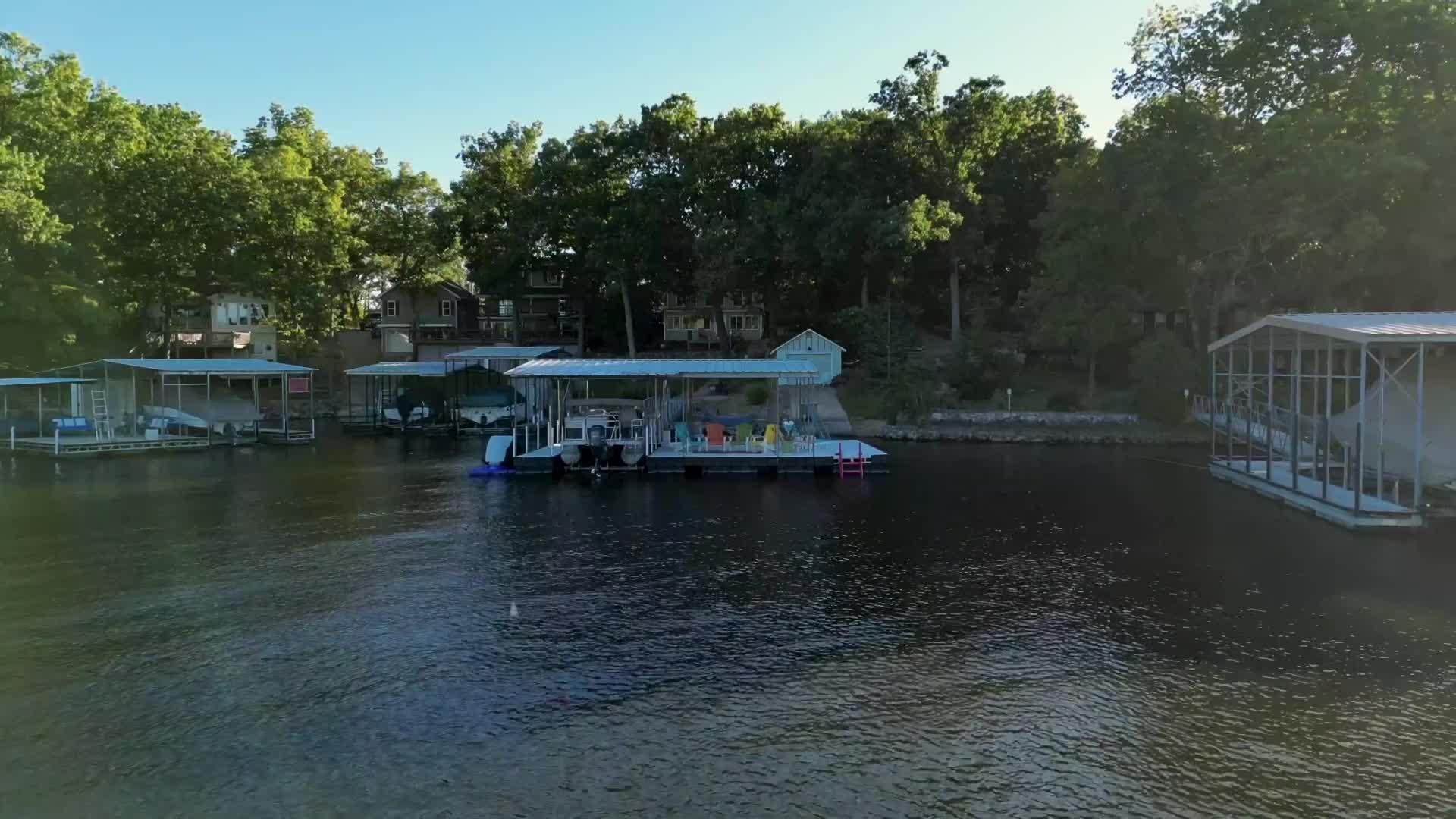 522 Highly Drive Sunrise Beach, MO Unbranded