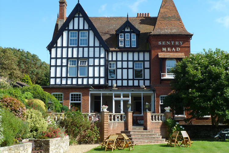 Sentry Mead Explore the Isle of Wight