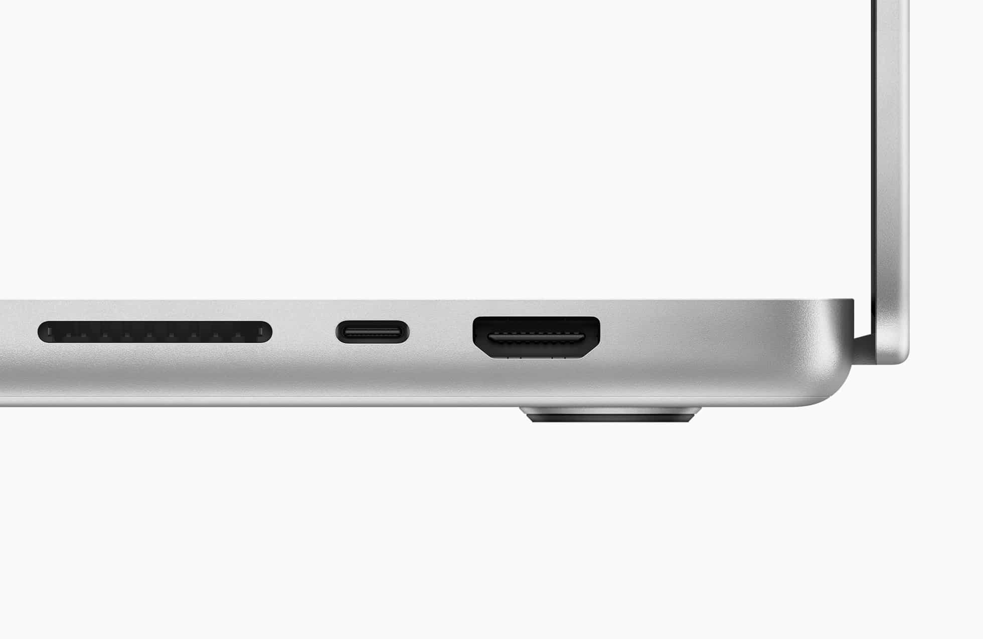 2021 MacBook Pro SD card slot supports over 300MB/s transfer speed