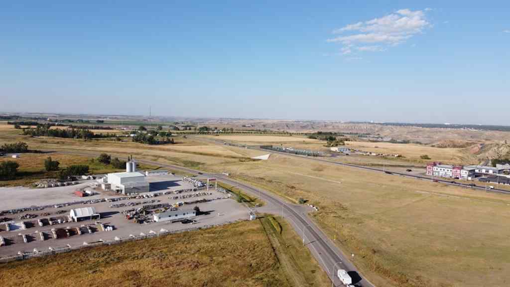 2401 Westside Drive W Lethbridge, AB, T1J 4N1 MLS® LD0193920