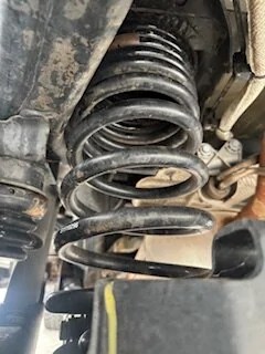 coil touching frame in the rear | Jeep Gladiator (JT) News, Forum