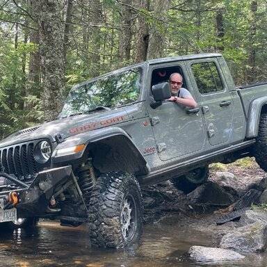 Help me decide where to mount air compressor | Jeep Gladiator (JT) News