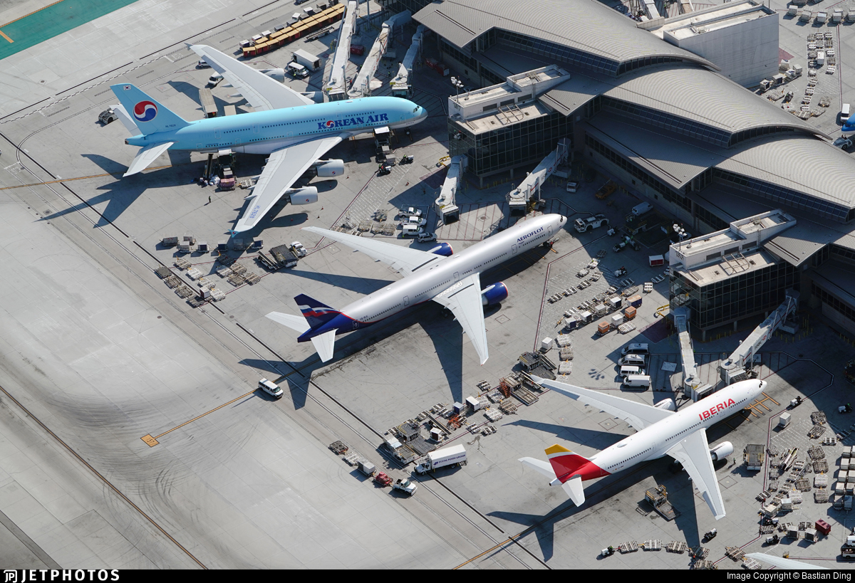 KLAX | Airport | Ramp | Bastian Ding | JetPhotos