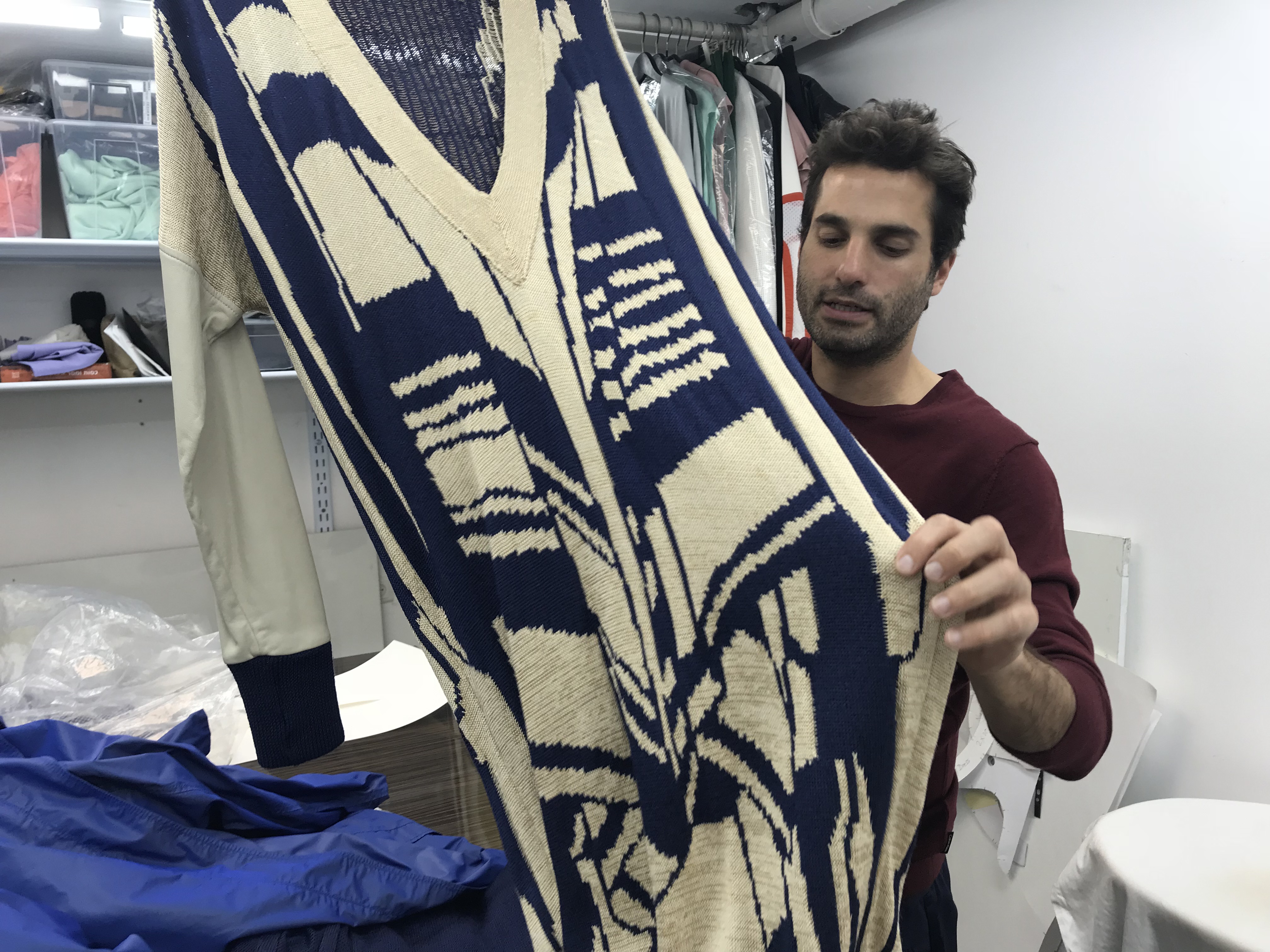 Exploring the fabric of Israeli society through fashion