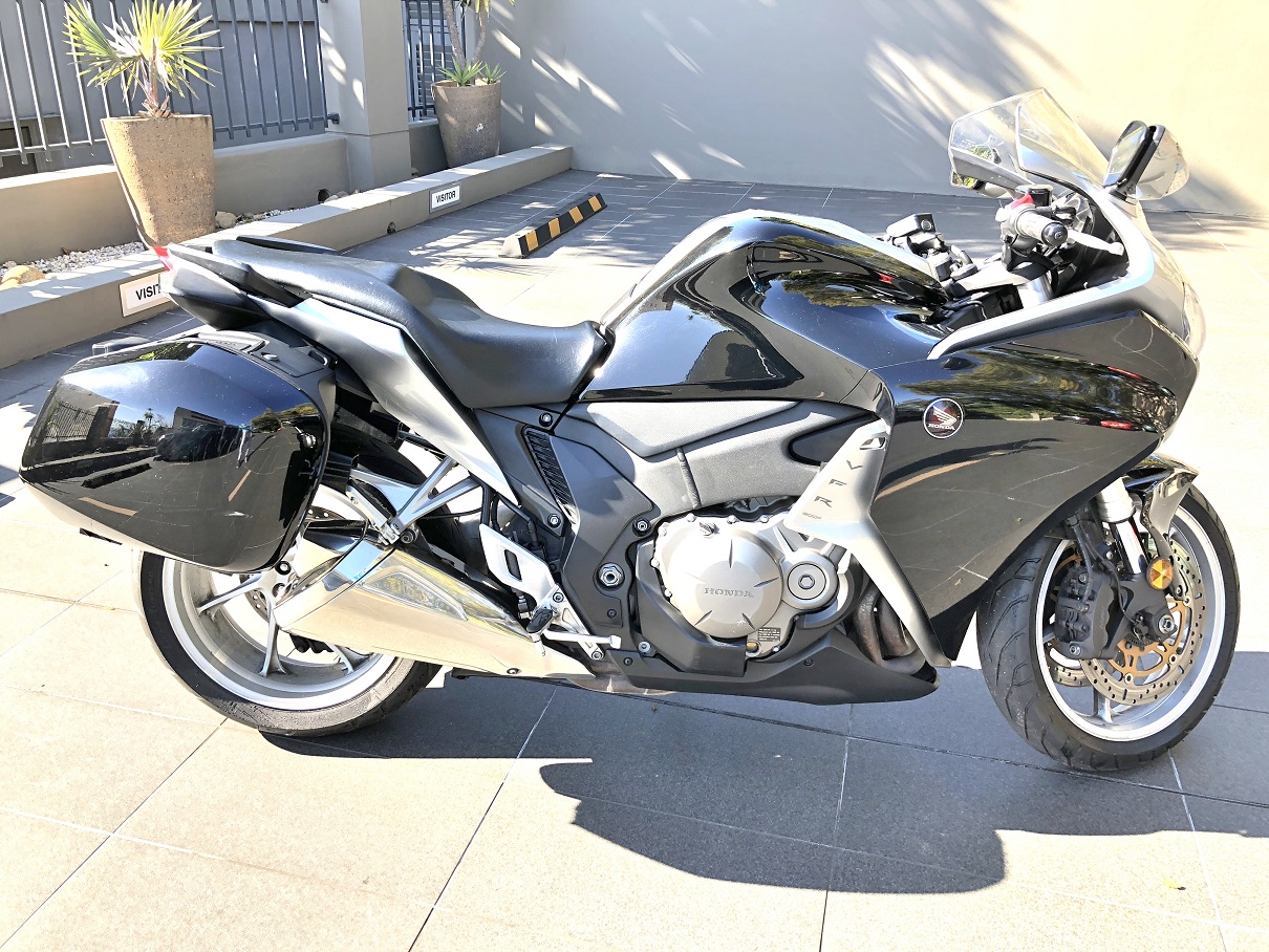 2011 HONDA VFR1200F ABS JBW5011020 JUST BIKES