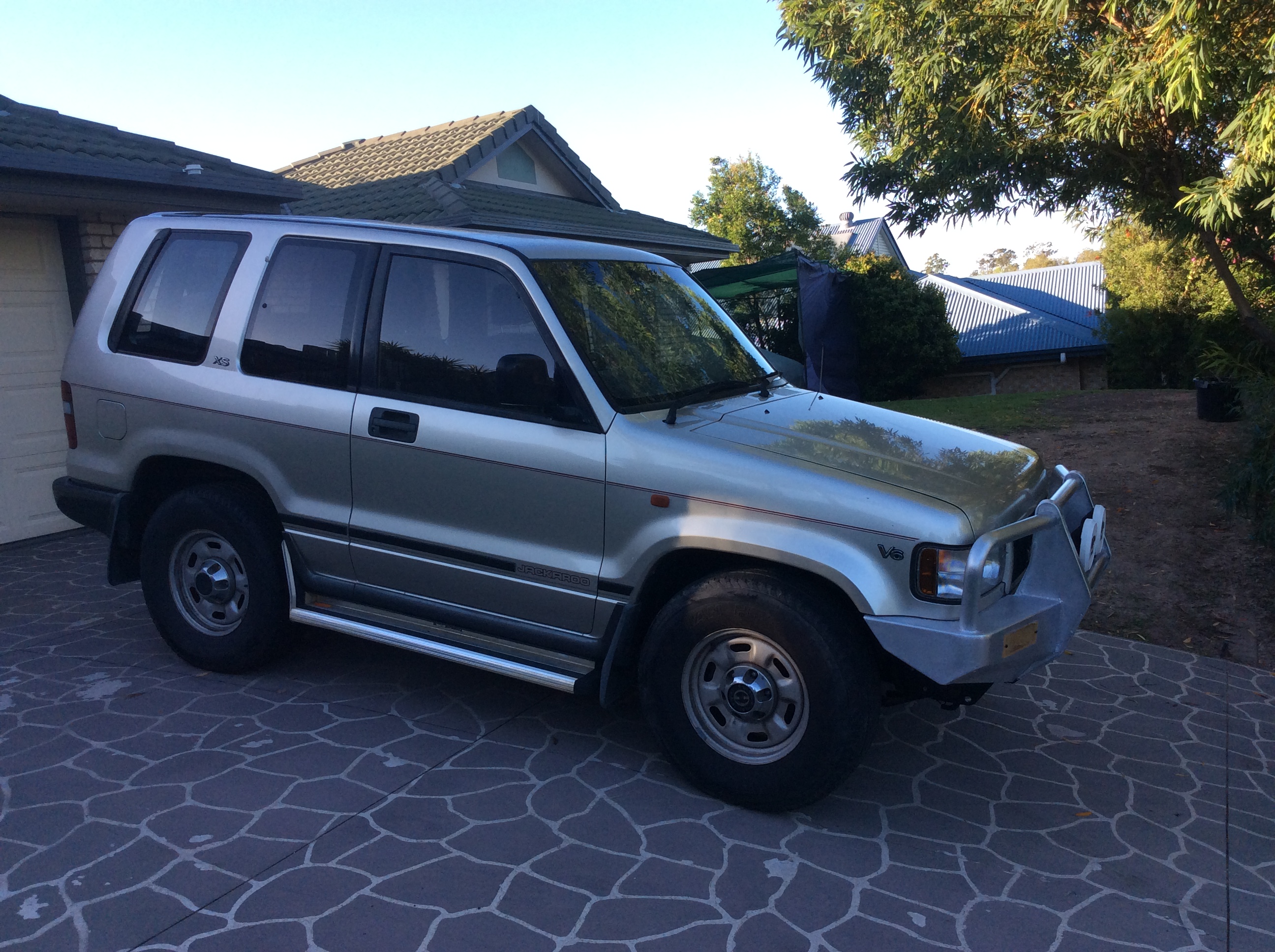 1992 HOLDEN JACKAROO XS (4X4) ATW3610415 JUST 4X4S