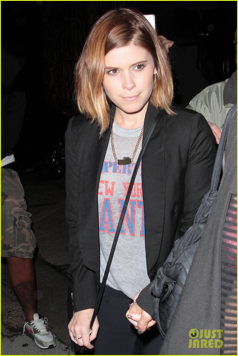 Photo kate mara holds hands with gal pal 01 Photo 3282304 Just(011)