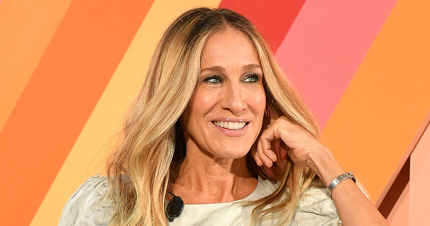Sarah Jessica Parker Shares Rare Photos of Twin Daughters as They