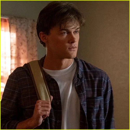 ‘The Summer I Turned Pretty’ Season 3 Cast 11 Stars Seemingly