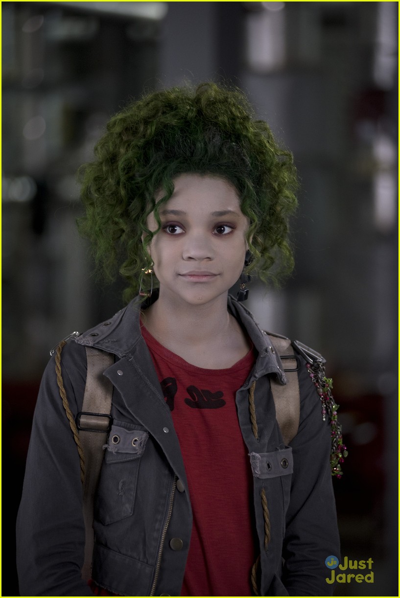 Zombies' Kylee Russell Dishes 10 Fun Facts About Herself & Character