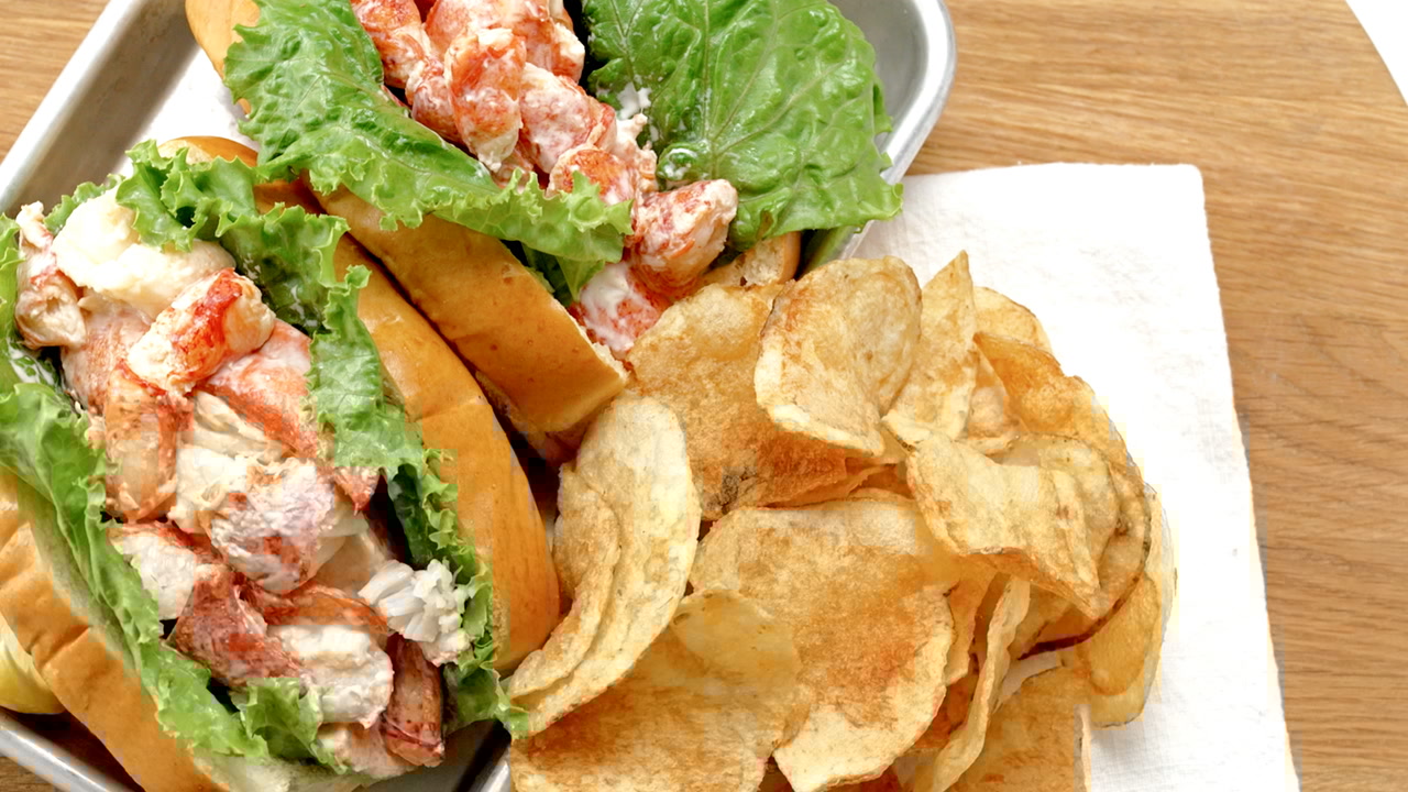 Beal's Lobster Pier's Lobster Roll Shop Goldbelly TV