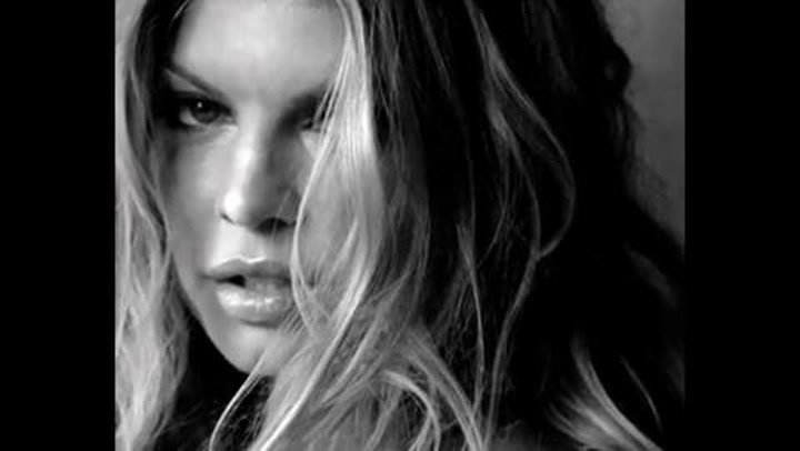 Fergie topless in steamy sexy video wearing nothing but her Calvin