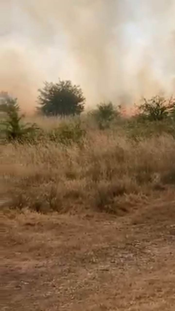 Skellow fire as crews in Doncaster tackle huge grassland blaze
