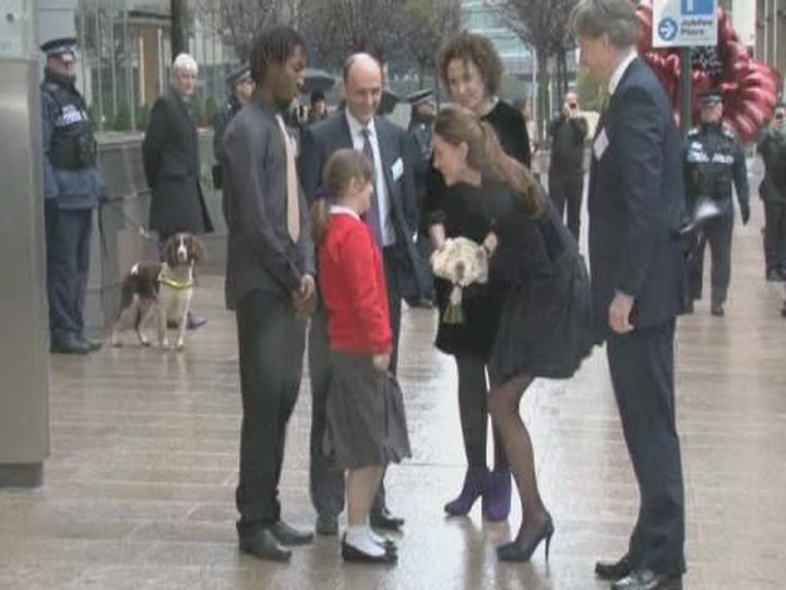 Kate Middleton wardrobe malfunction Watch video of Duchess' Marilyn
