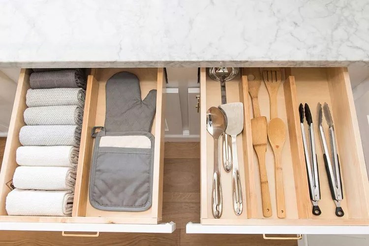 10 Kitchen Towel Storage Ideas SpaceSaving & Stylish Solutions KitchenFreak