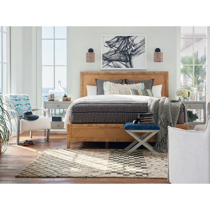 EscapeCoastal Living Home Long Key Queen Bed 833310B by Universal at
