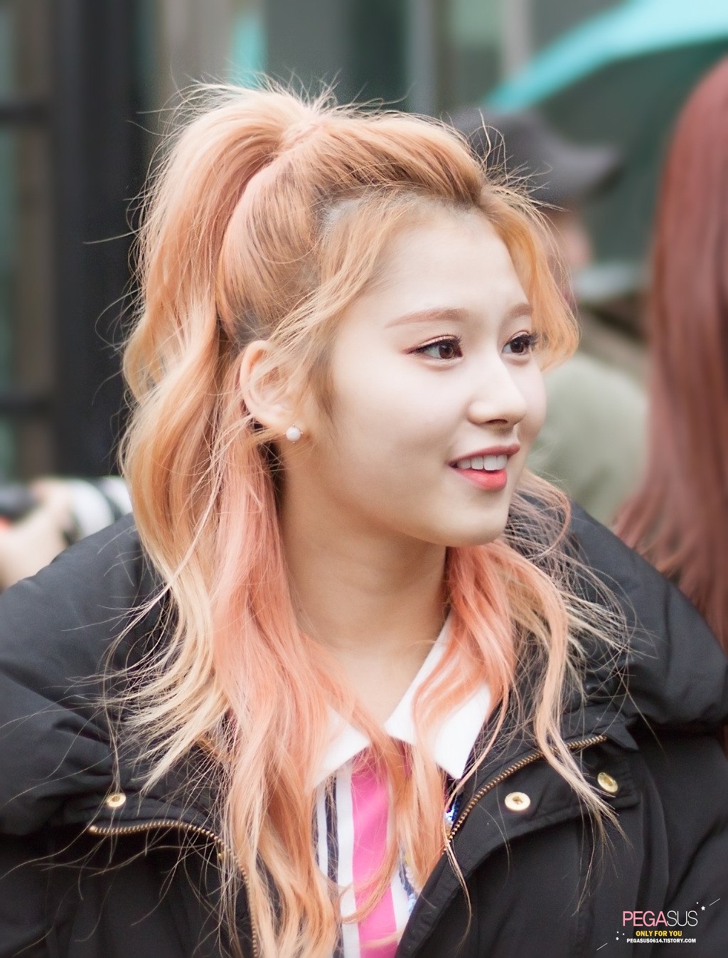 10 Times Sana Changed Her Hair Color Since Debut — Koreaboo