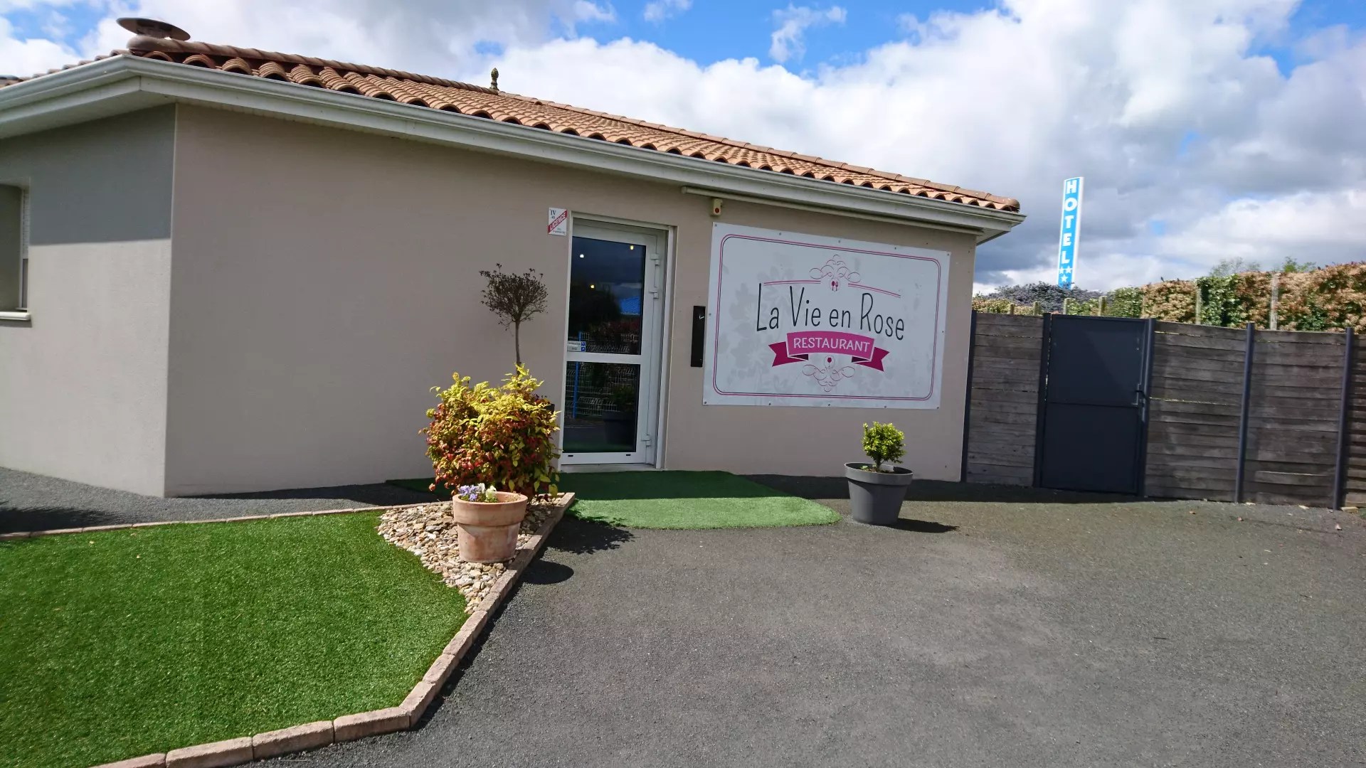 RESTAURANT LA VIE EN ROSE, SEVREMOINE Anjou Tourisme