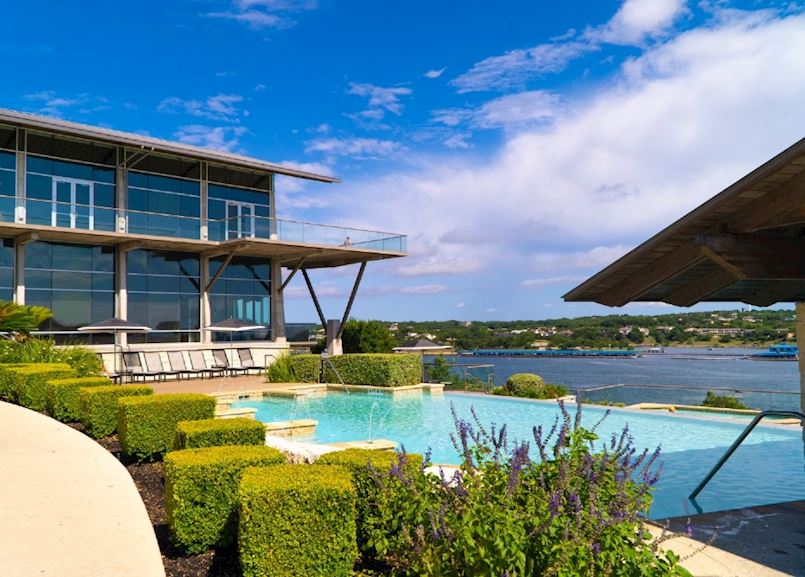 TR Restaurant Bar and Lounge Lake Travis Lakeside Restaurant