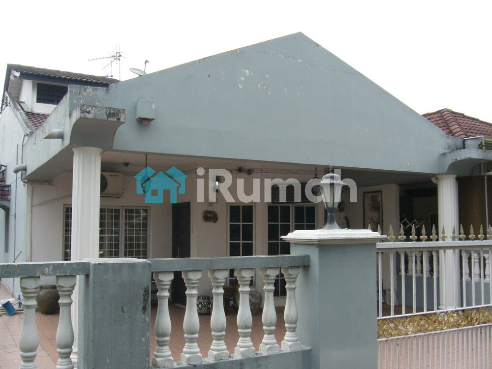 Terrace For Auction At Section 18, Shah Alam Land