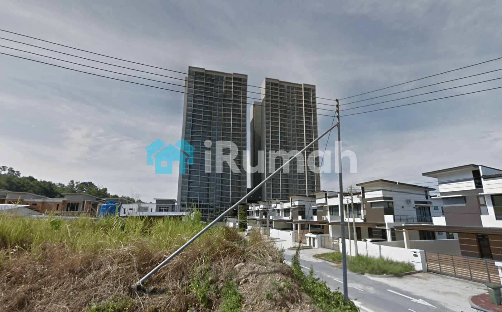 Fully Furnished Condominium For Rent At The Gardens, Bundusan Land+