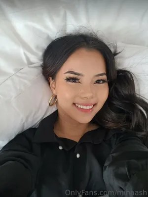 Minaash / 独家泄露的OnlyFans裸照
