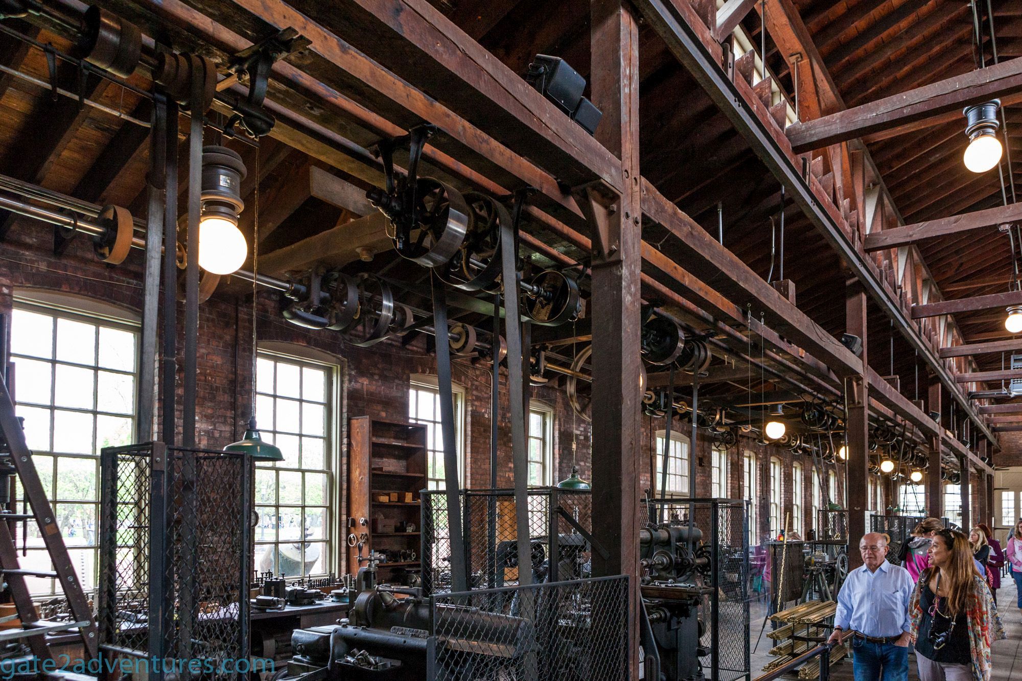 The Glass Blowing Shop At Greenfield Village Learn Glass Blowing