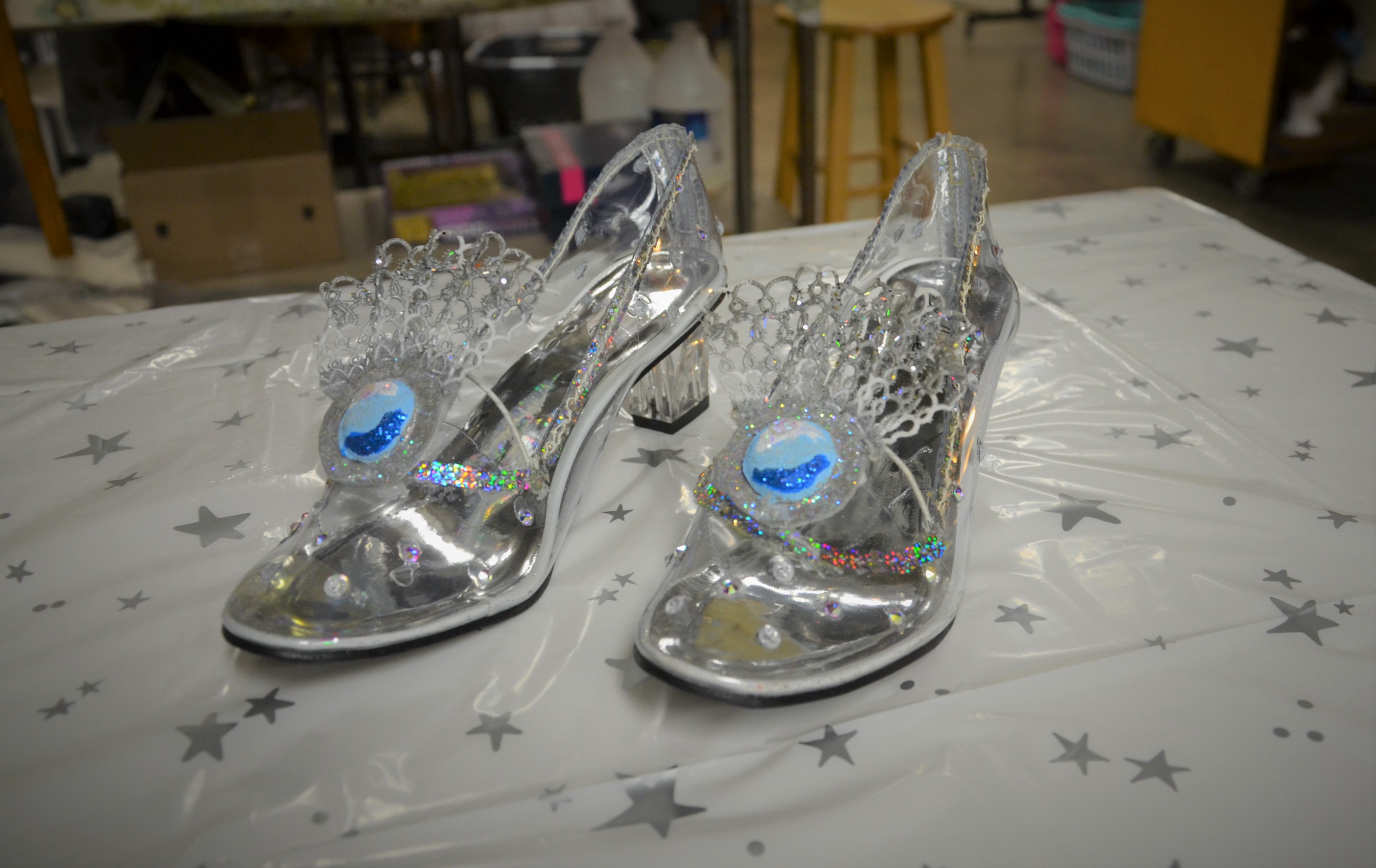 How To Make Your Own Glass Slipper Learn Glass Blowing