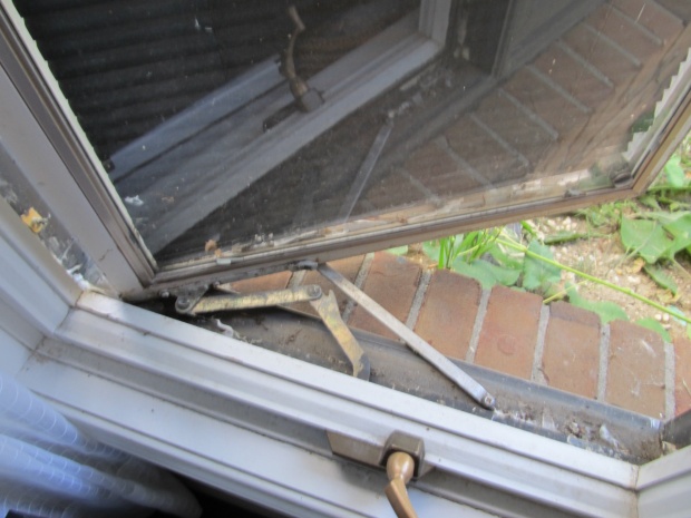 Replacing Broken Glass In Pella Windows: A Step-by-Step Guide | Learn